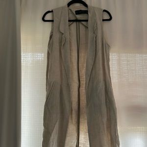 Zara sleeveless blazer